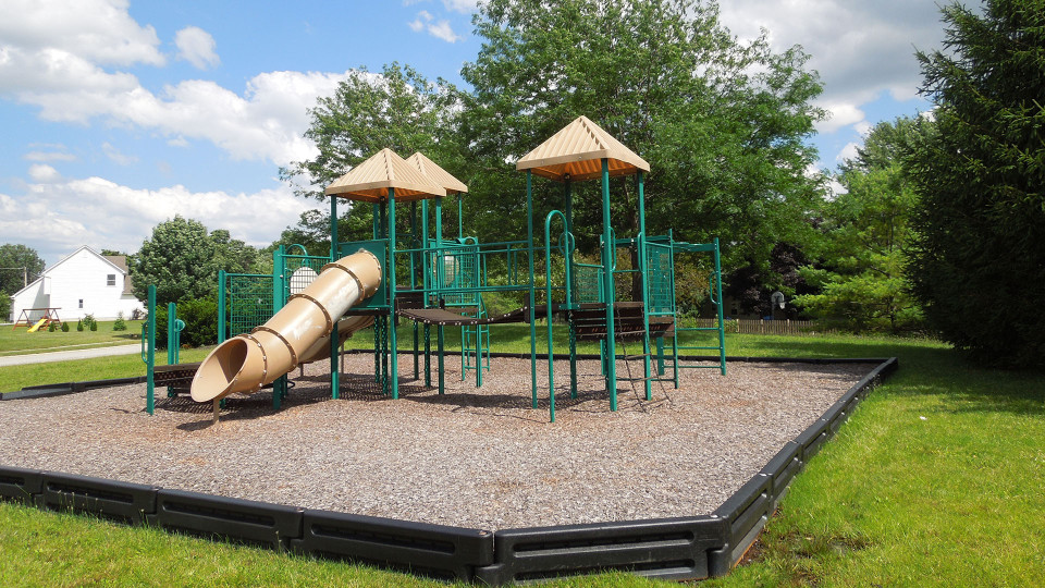 Willow Pond Park Playground